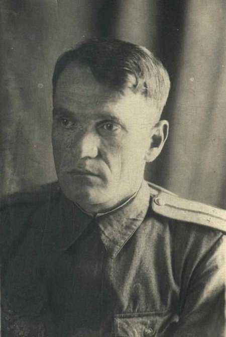 Максим Лужанин